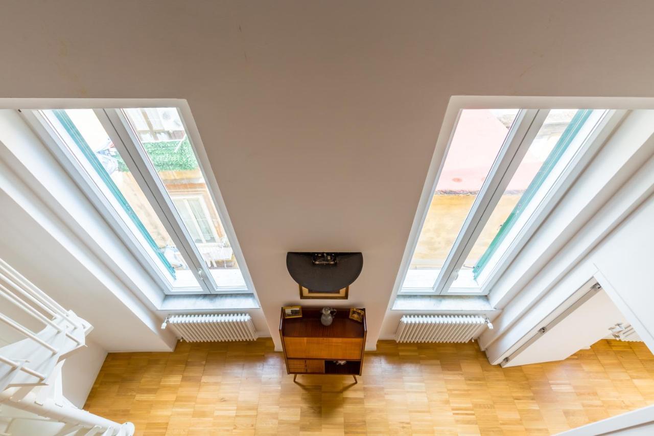 Nova Stylish House In Center By Napoliapartments エクステリア 写真